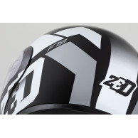ECE 22.06 chin guard helmet with anti-fog visor and micrometric closure.