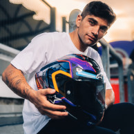 Alpinestars R10 Martinator - celoobličková prilba FIM ECE 22.06 z uhlíkovej vlákna